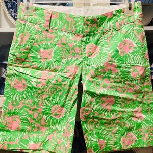 Lilly longer shorts size 0
